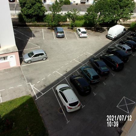 Une Halte Sur Valence Apartment Valence  Ngoại thất bức ảnh